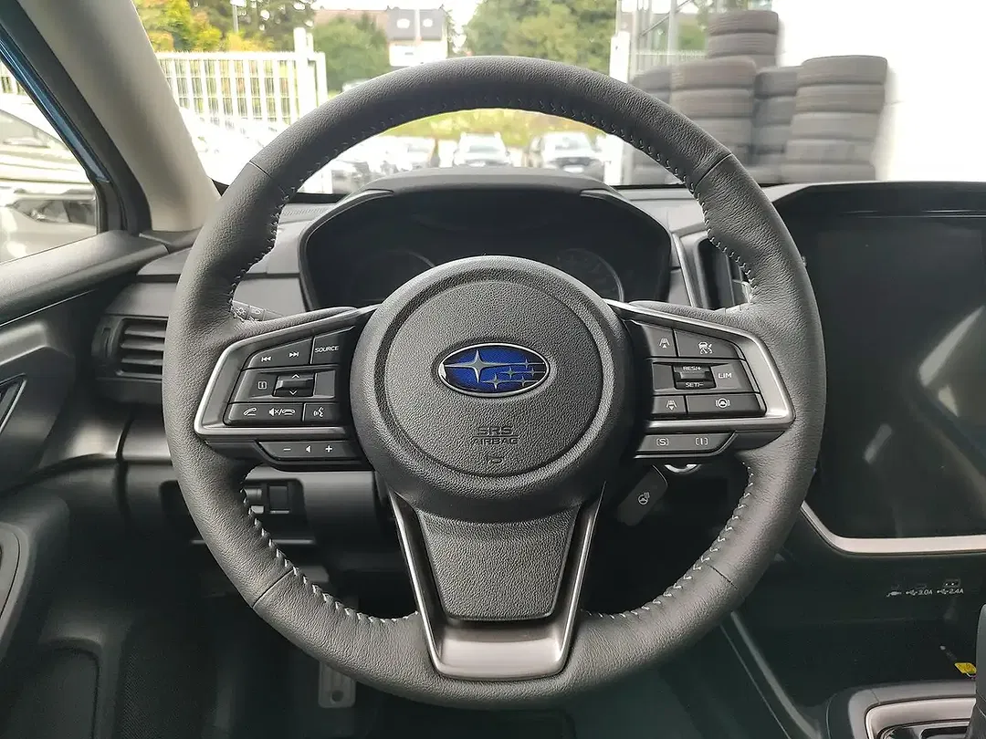 Subaru Impreza - Thumbnail 10