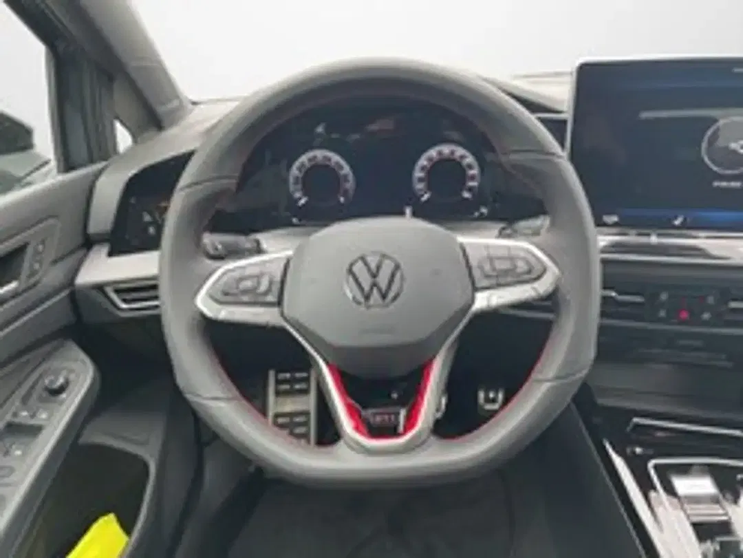 Volkswagen Golf GTI - Thumbnail 10