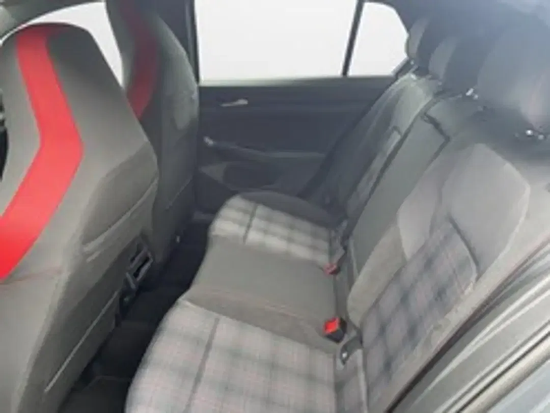 Volkswagen Golf GTI - Thumbnail 11