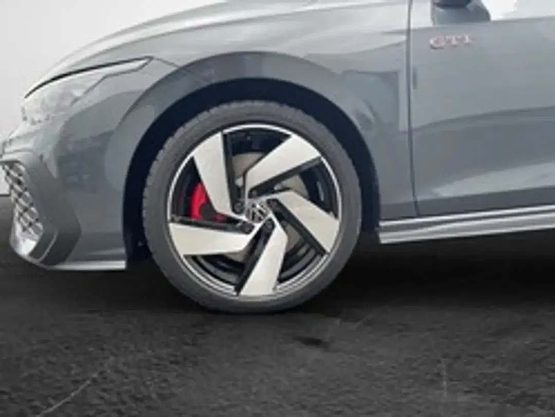 Volkswagen Golf GTI - Thumbnail 4