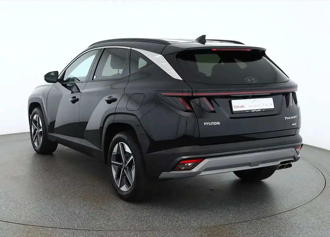 Hyundai TUCSON - Thumbnail 2