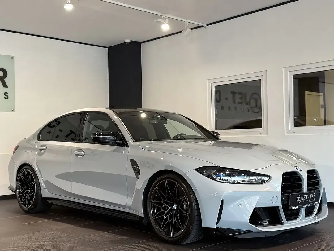 BMW M3 - Thumbnail 4