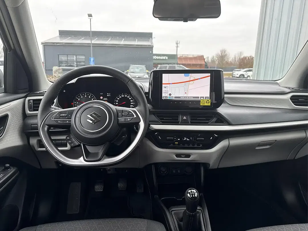 Suzuki Swift - Thumbnail 7