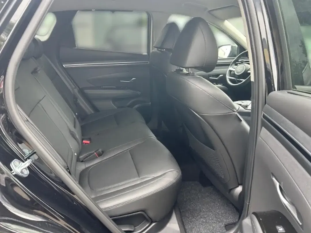 Hyundai TUCSON - Thumbnail 13
