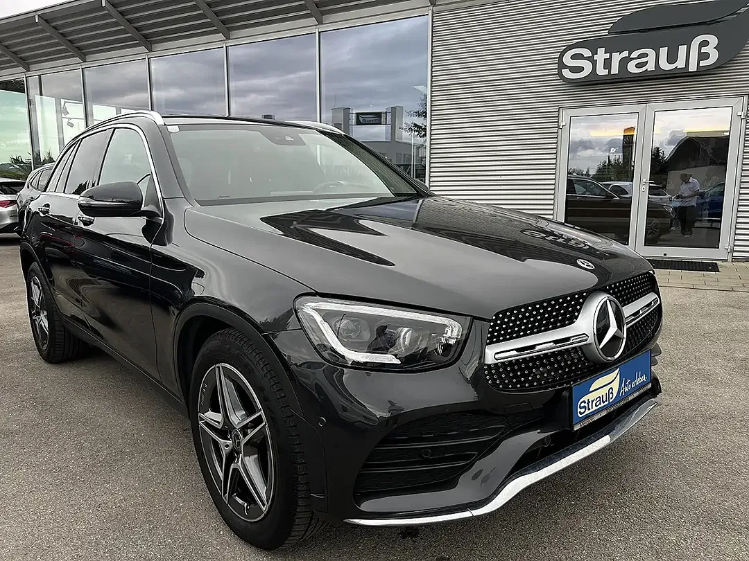 Mercedes-Benz GLC 220 - Thumbnail 1