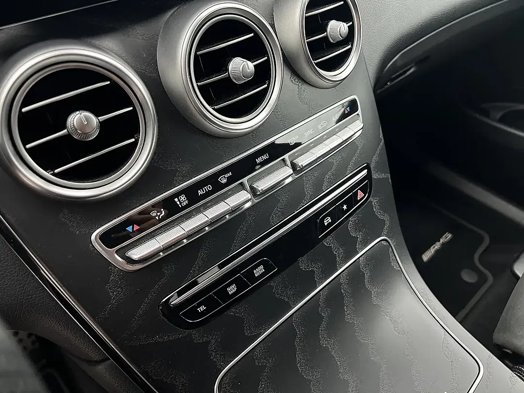 Mercedes-Benz GLC 220 - Thumbnail 13