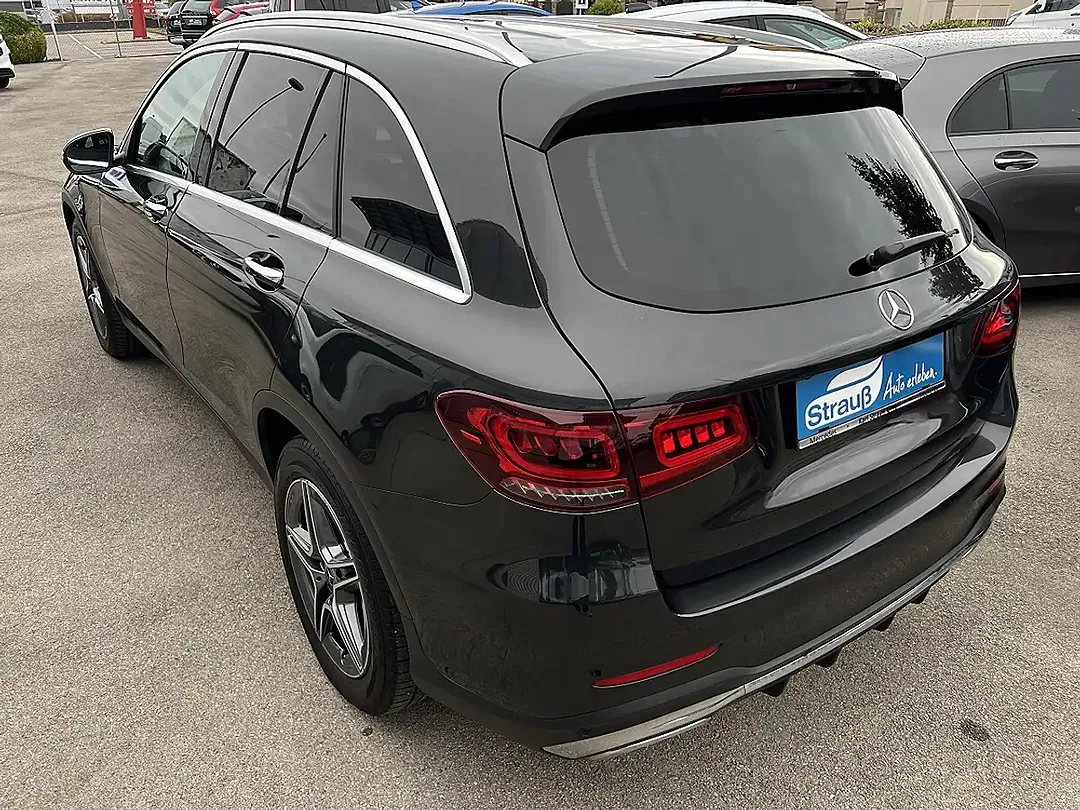 Mercedes-Benz GLC 220 - Thumbnail 3