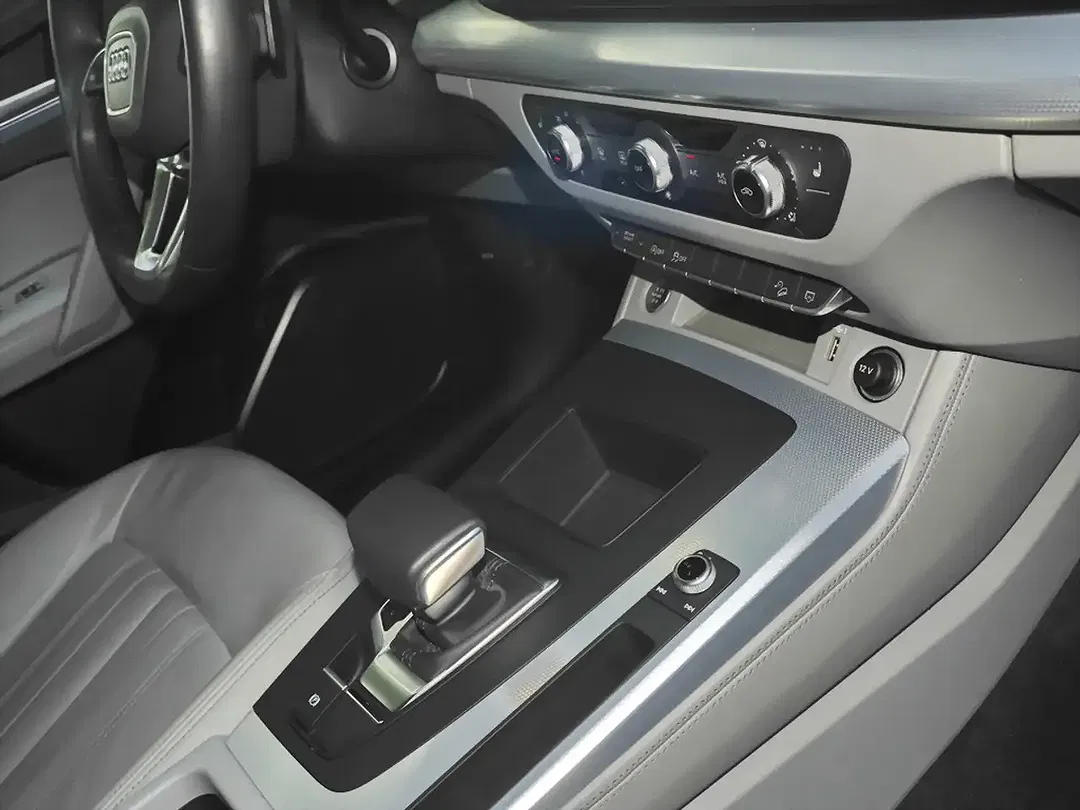 Audi Q5 - Thumbnail 6