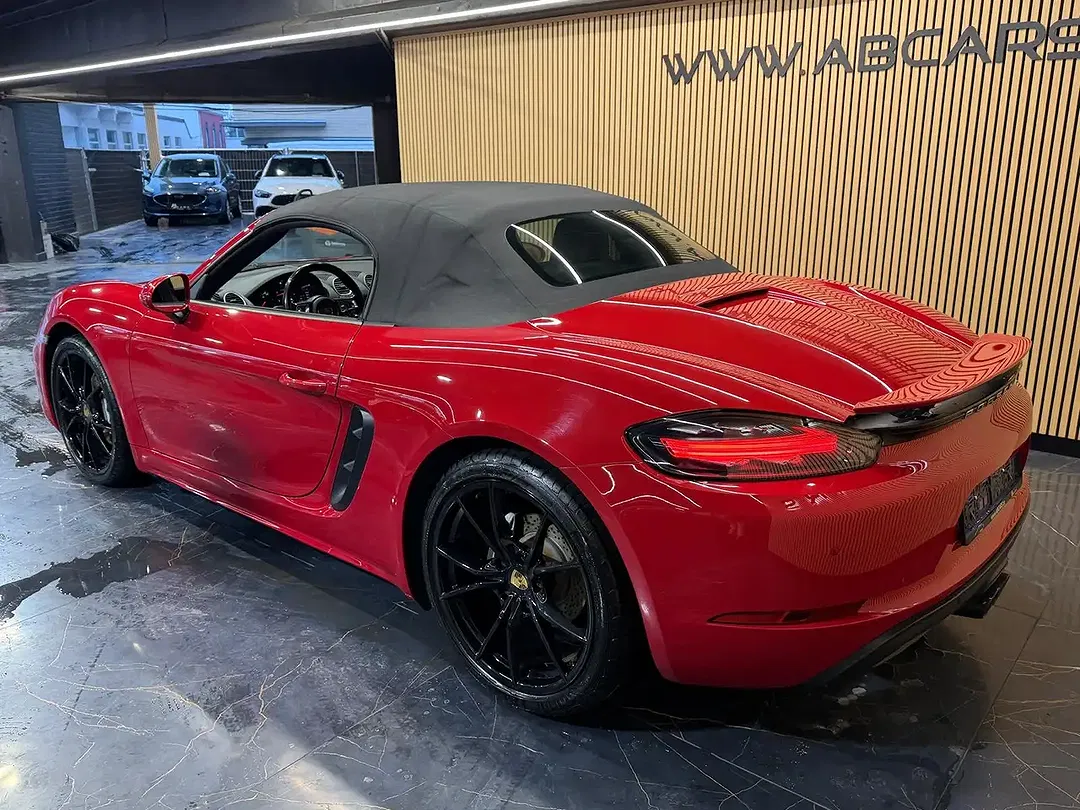Porsche Boxster - Thumbnail 7