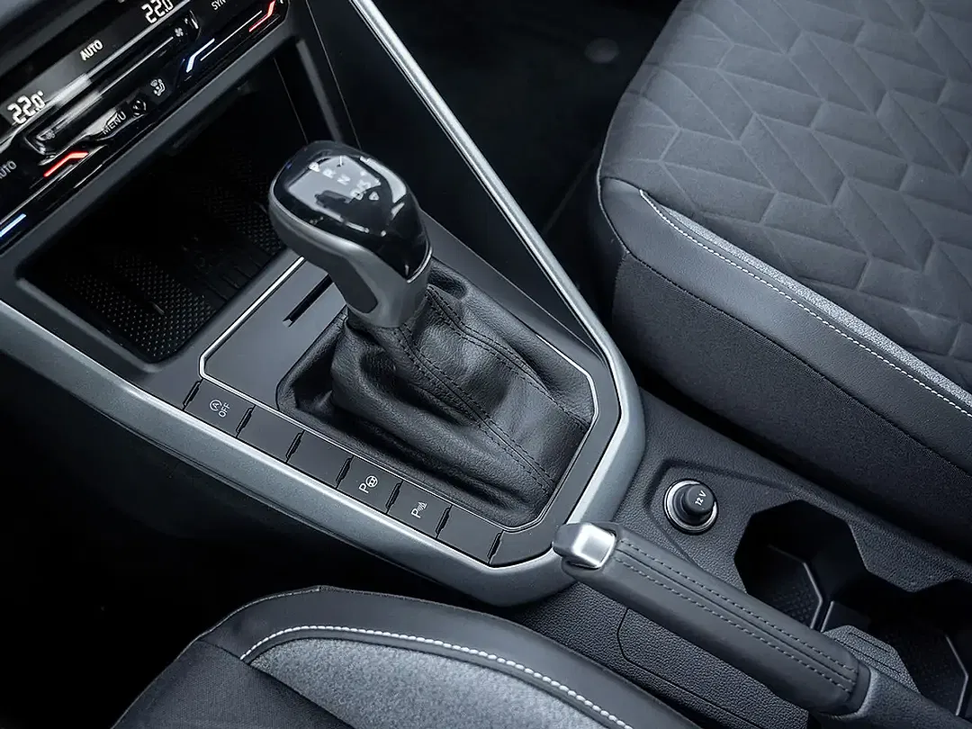 Volkswagen Polo - Thumbnail 9