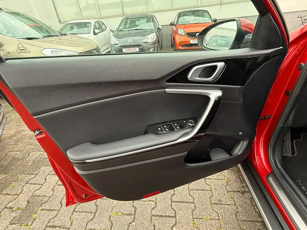Kia XCeed - Thumbnail 6