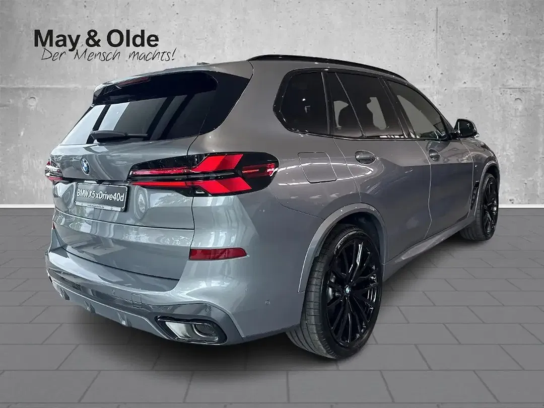 BMW X5 - Thumbnail 3