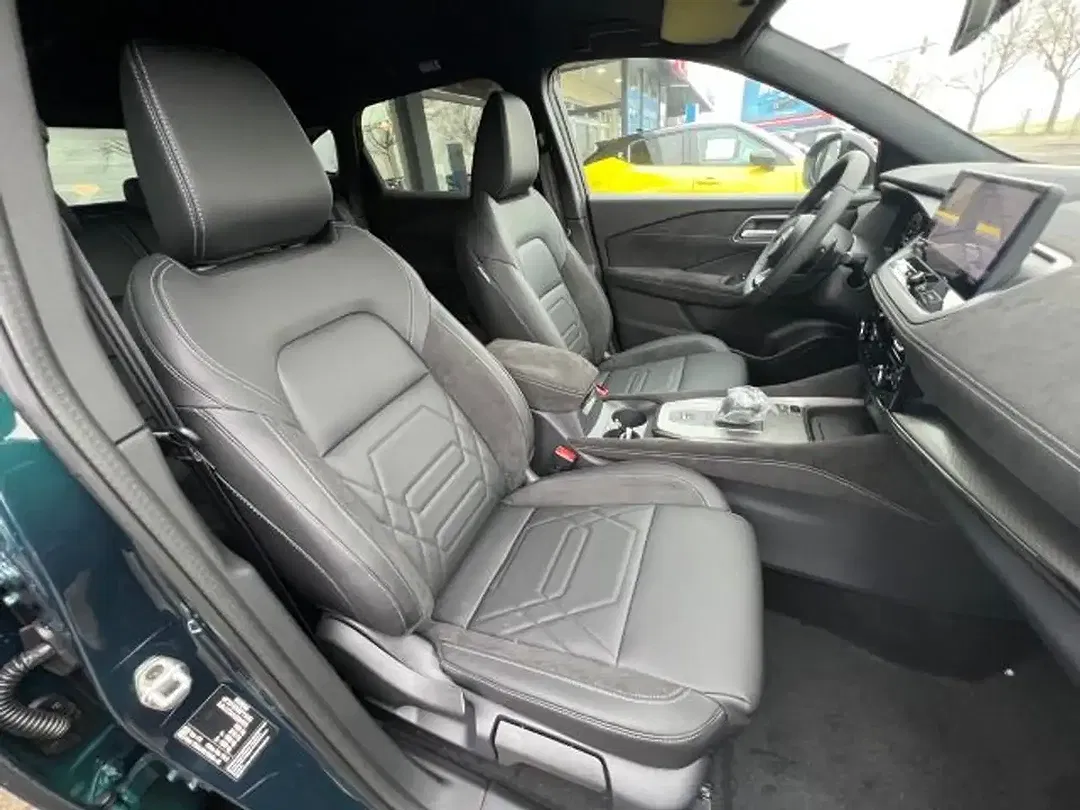 Nissan Qashqai - Thumbnail 11