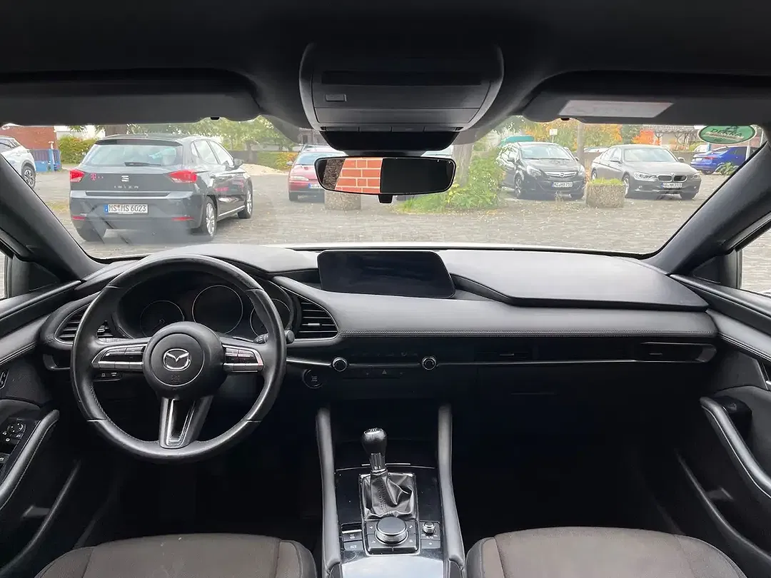 Mazda 3 - Thumbnail 10