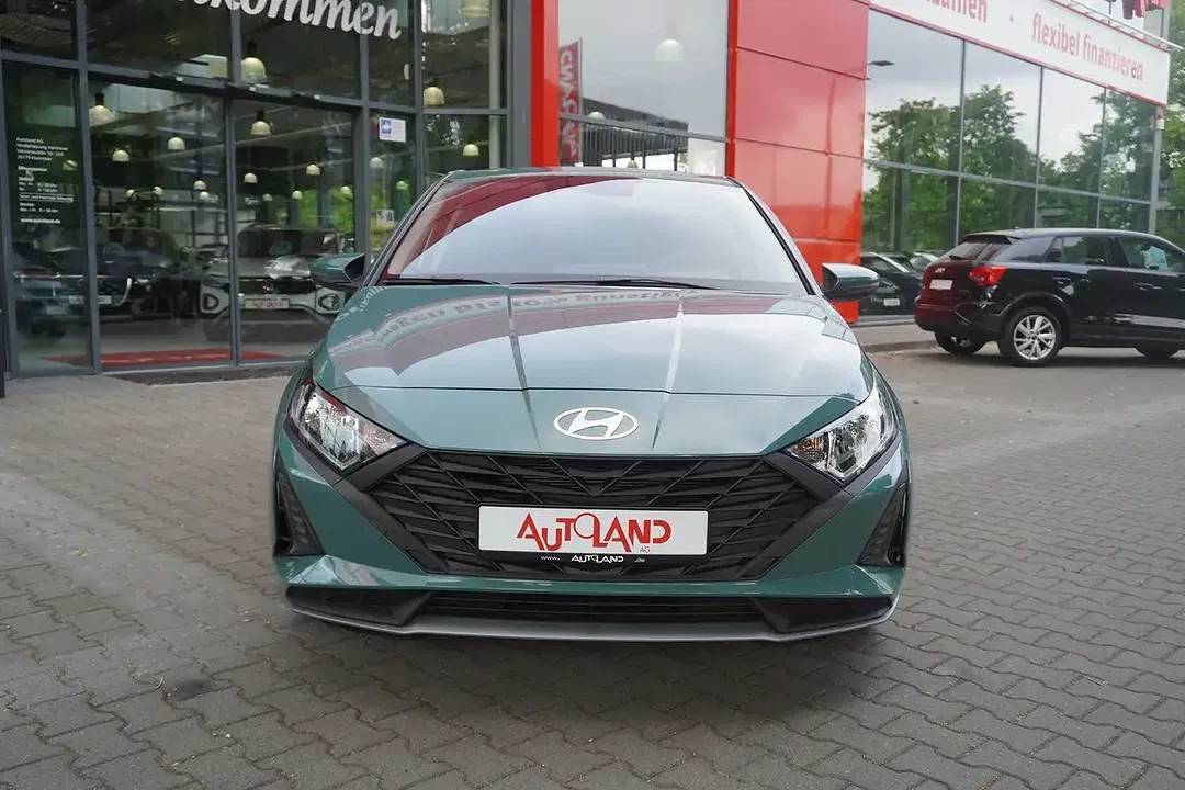 Hyundai i20 - Thumbnail 2