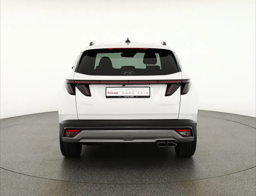 Hyundai TUCSON - Thumbnail 3