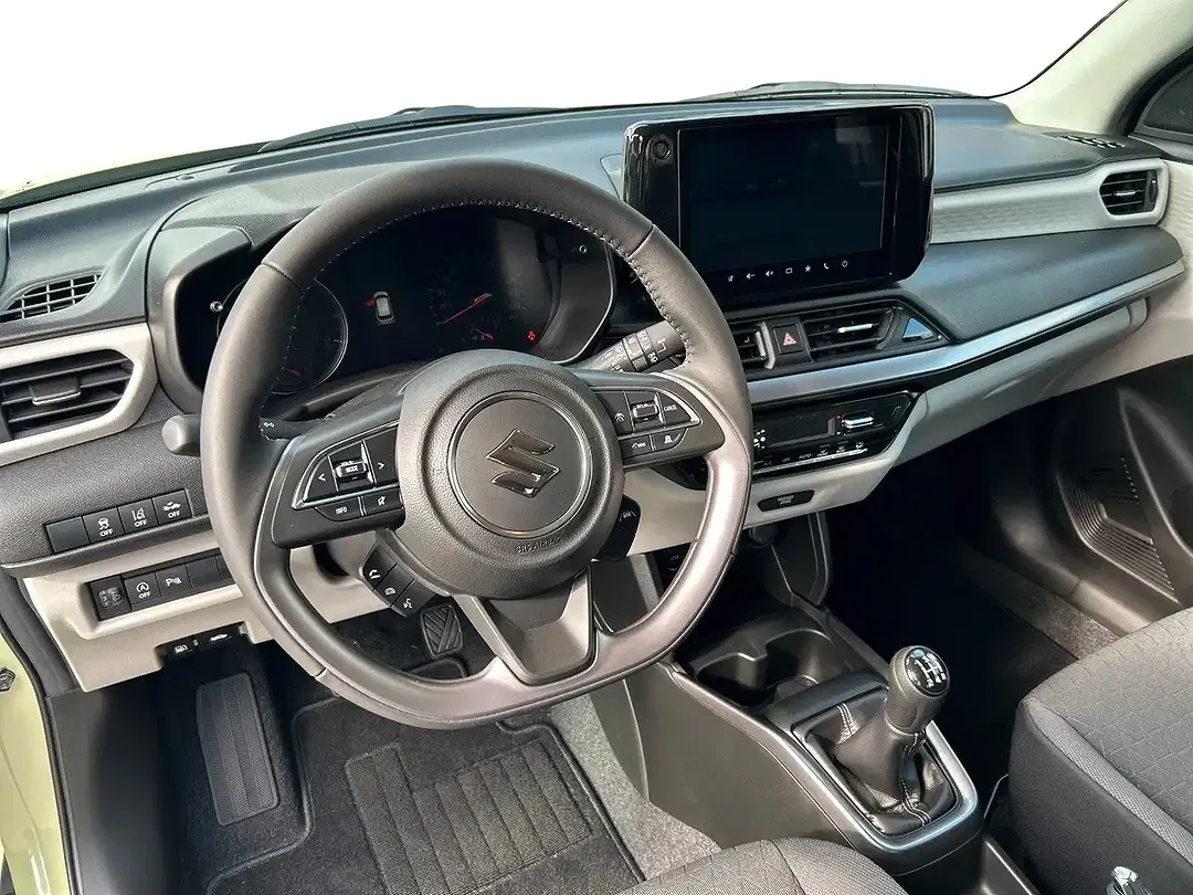Suzuki Swift - Thumbnail 11