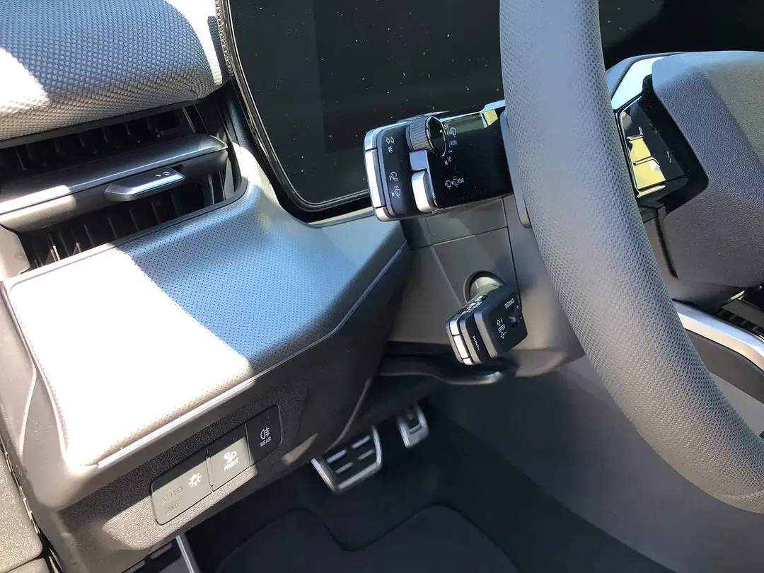 Audi Q3 - Thumbnail 12