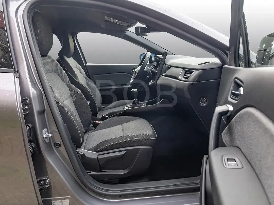 Renault Captur - Thumbnail 6