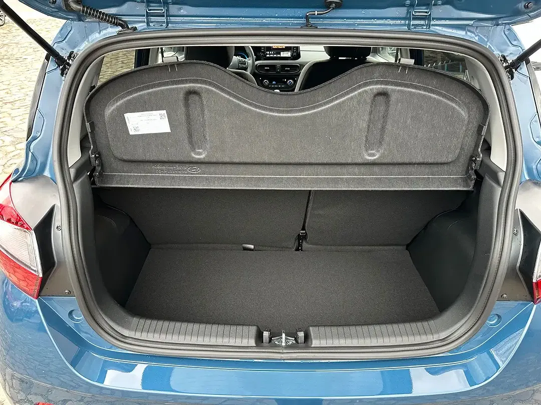 Hyundai i10 - Thumbnail 11