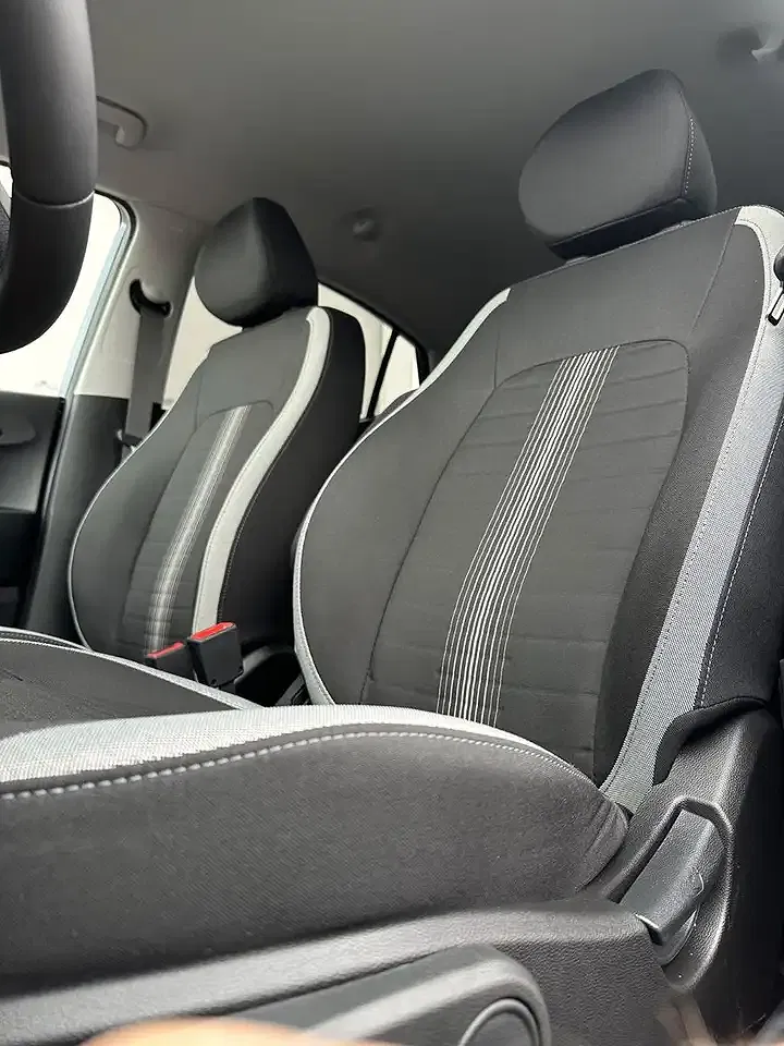 Hyundai i10 - Thumbnail 13
