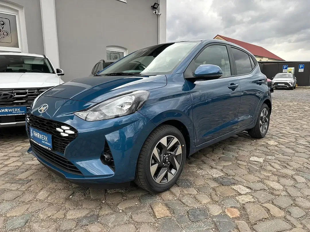 Hyundai i10 - Thumbnail 2