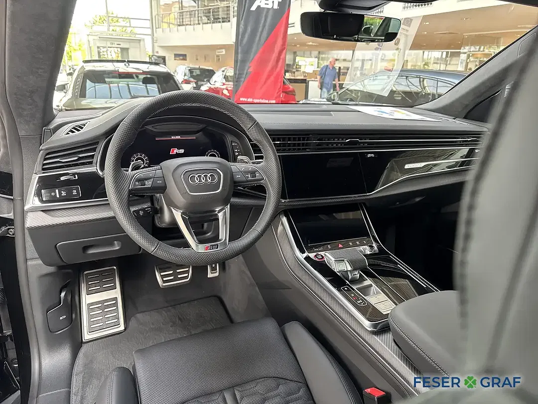 Audi RS Q8 - Thumbnail 9