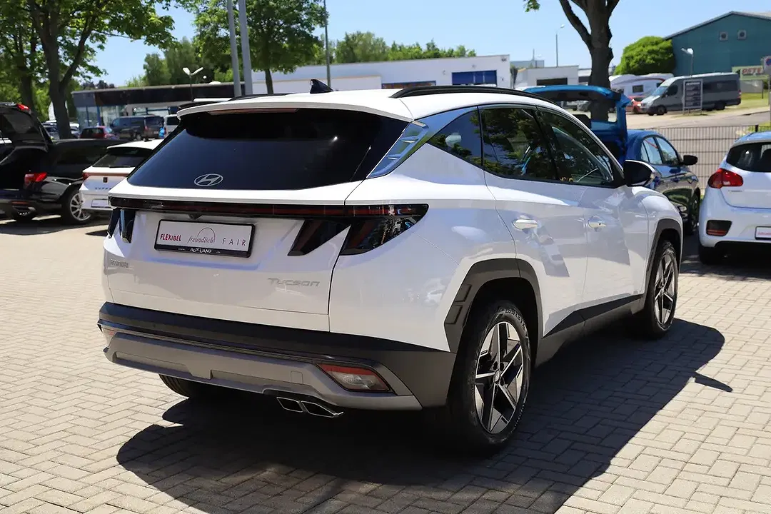 Hyundai TUCSON - Thumbnail 4