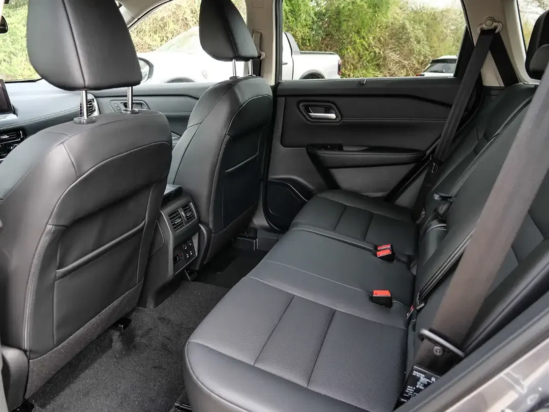 Nissan X-Trail - Thumbnail 8