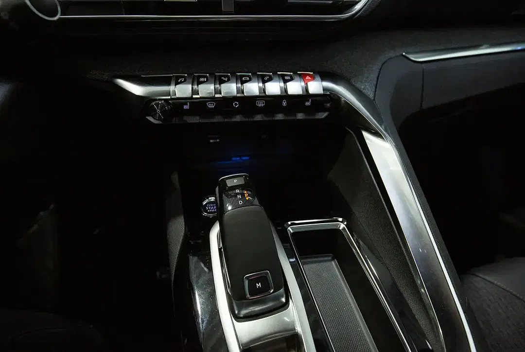 Peugeot 3008 - Thumbnail 7