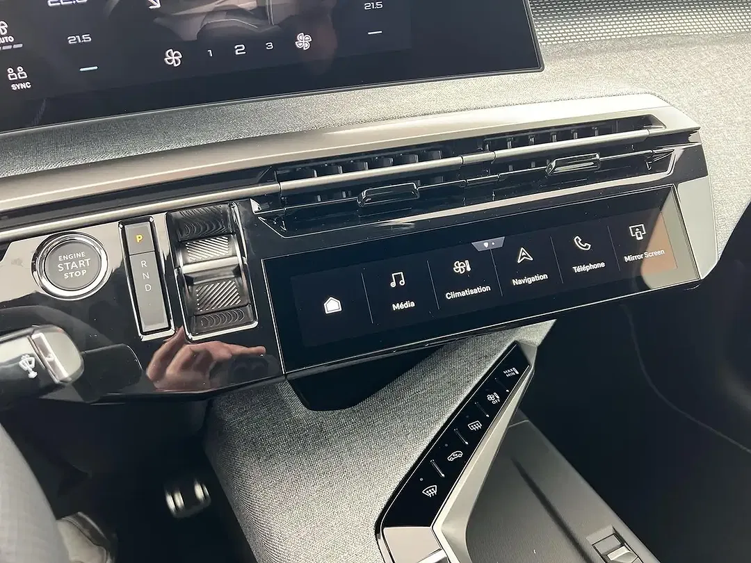 Peugeot 3008 - Thumbnail 13