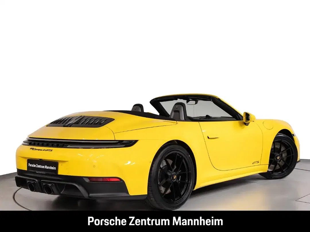 Porsche 992 - Thumbnail 12