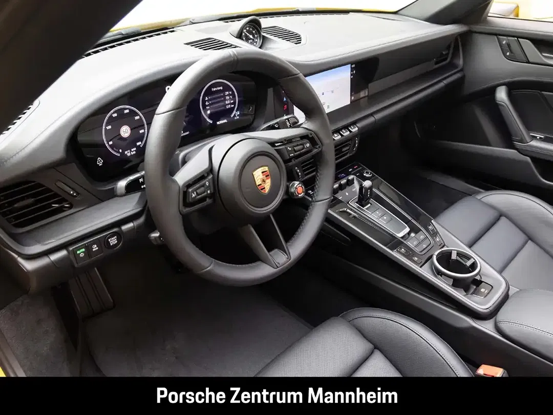 Porsche 992 - Thumbnail 4
