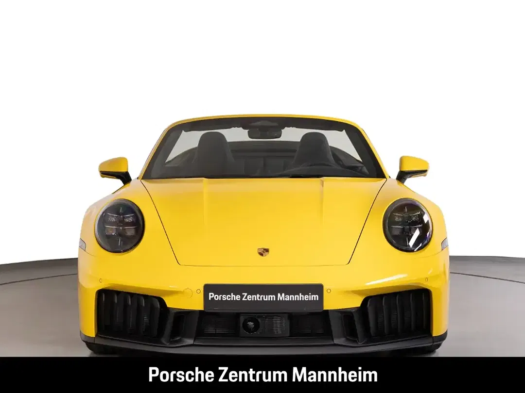 Porsche 992 - Thumbnail 6