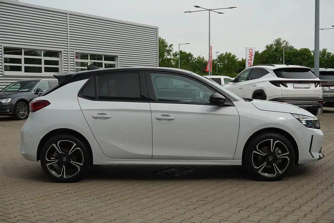 Opel Corsa - Thumbnail 4