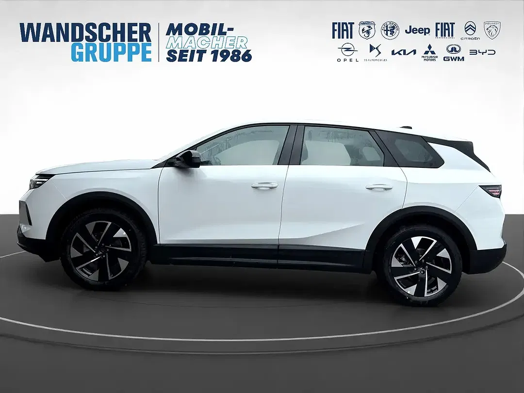 Opel Grandland - Thumbnail 2