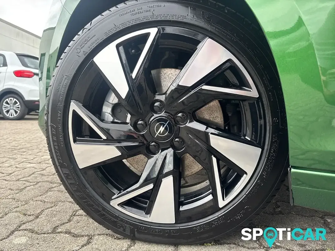 Opel Astra - Thumbnail 2