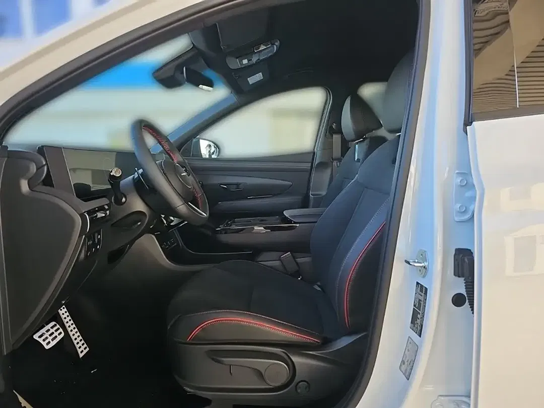 Hyundai TUCSON - Thumbnail 7