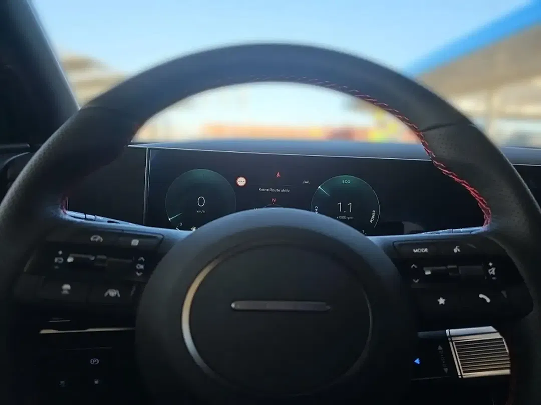 Hyundai TUCSON - Thumbnail 8