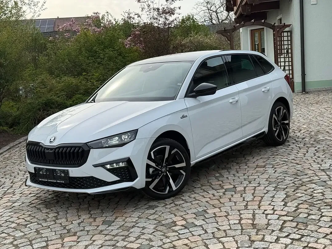 Skoda Scala - Thumbnail 1