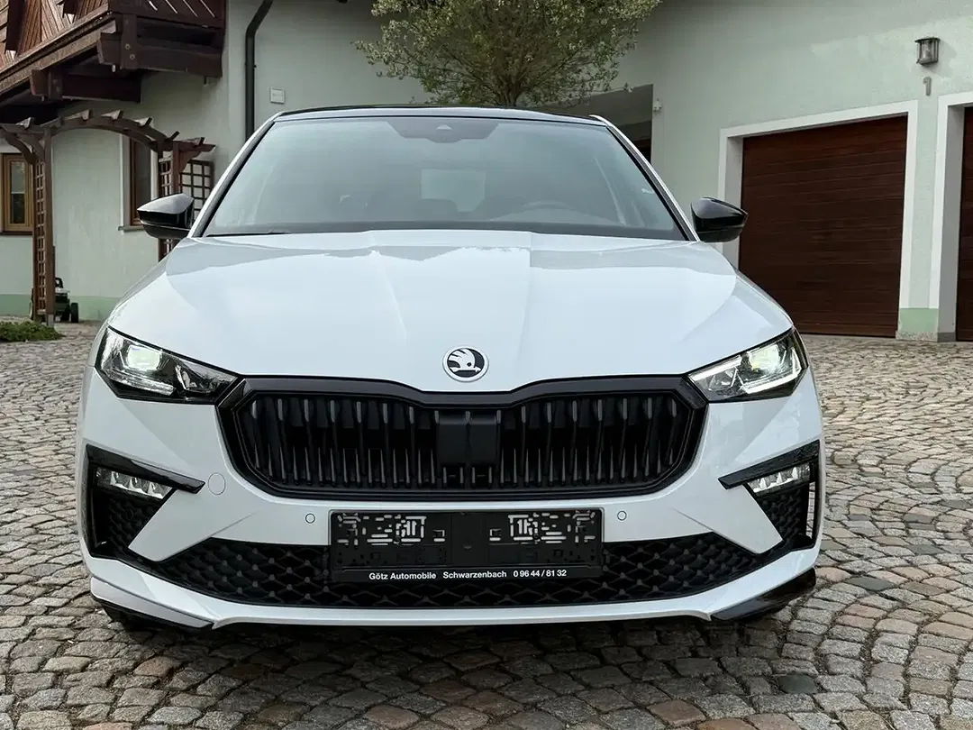 Skoda Scala - Thumbnail 2
