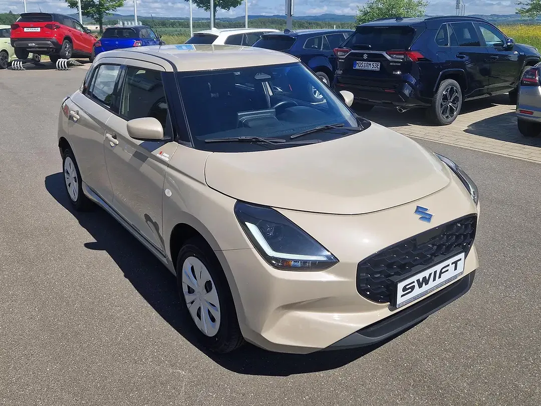 Suzuki Swift - Thumbnail 4