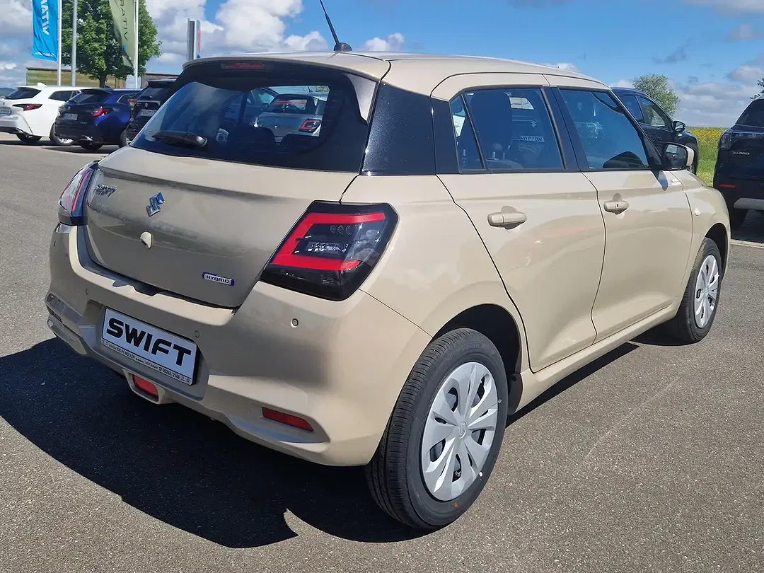 Suzuki Swift - Thumbnail 7