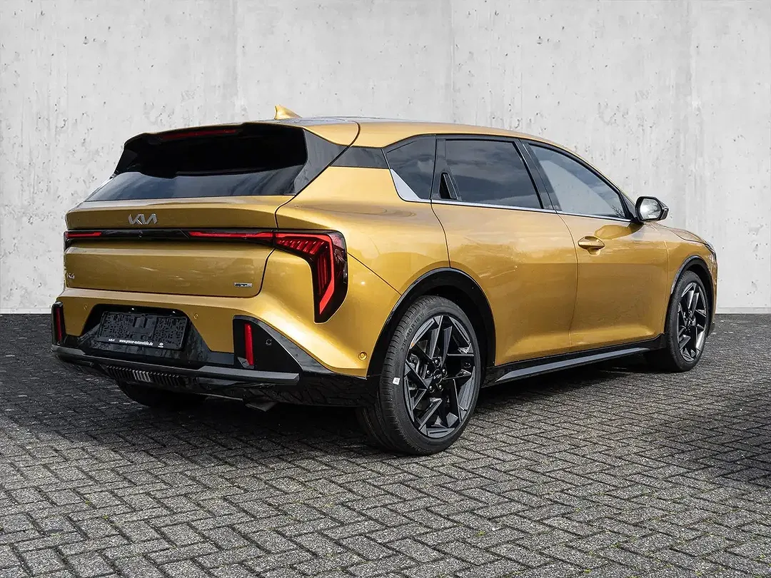 Kia K4 - Thumbnail 2