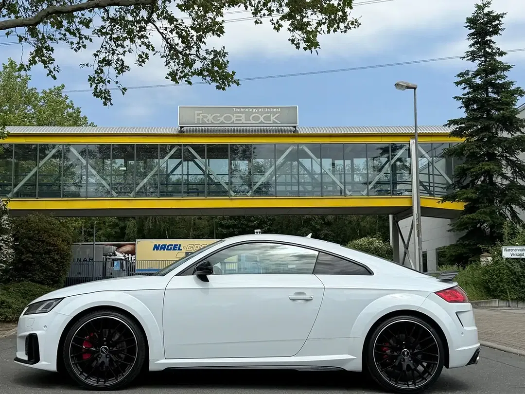 Audi TT - Thumbnail 3