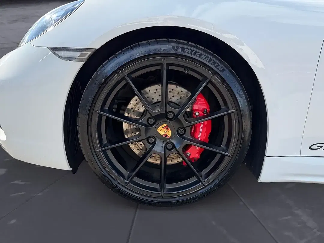 Porsche Cayman - Thumbnail 9