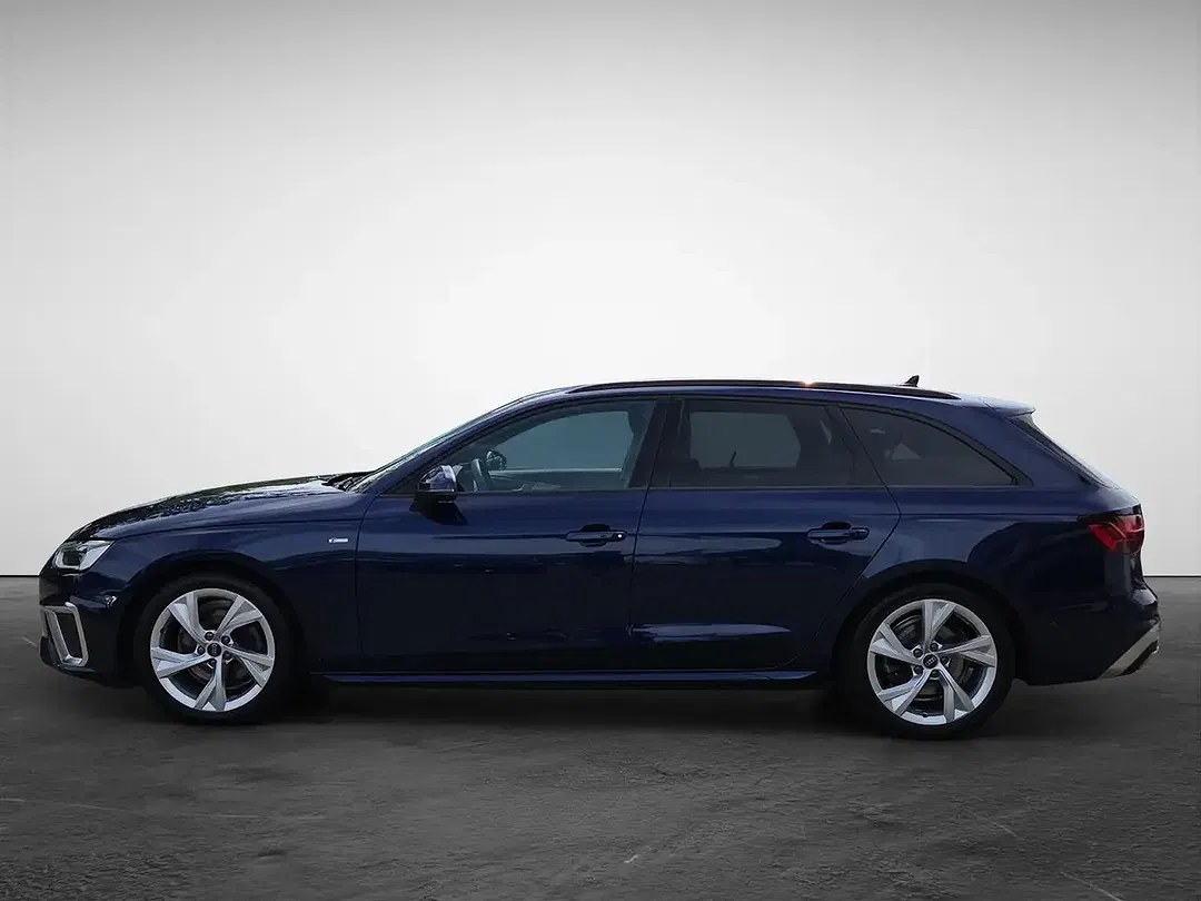 Audi A4 - Thumbnail 2