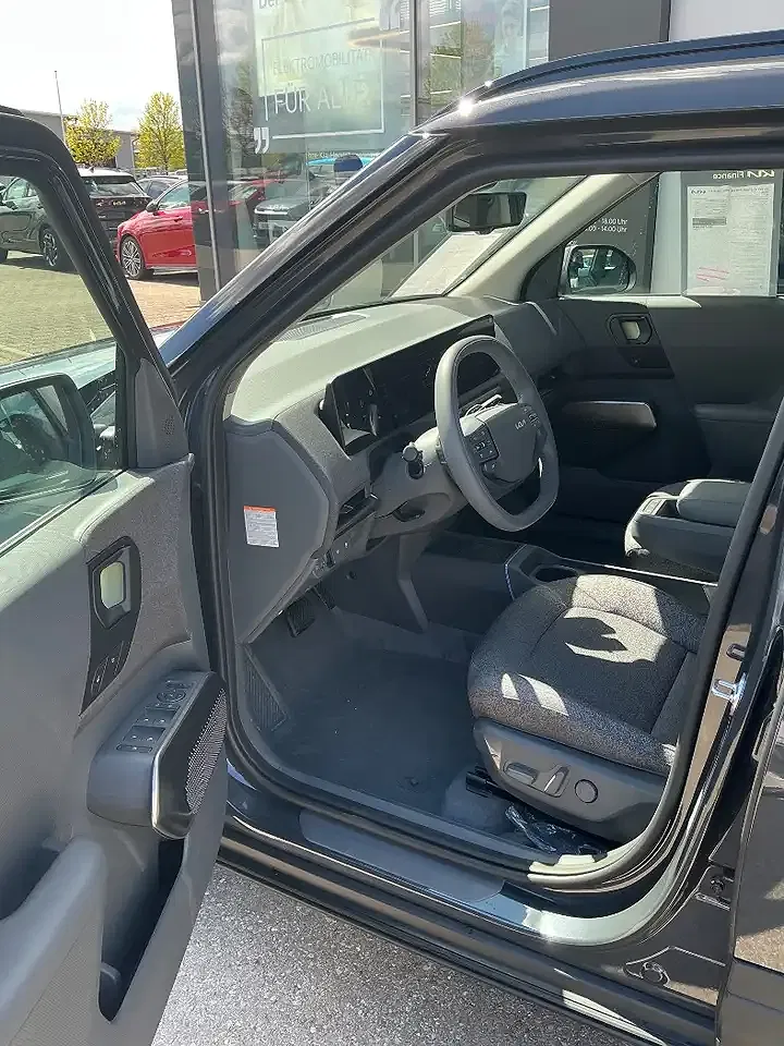 Kia EV2 - Thumbnail 8
