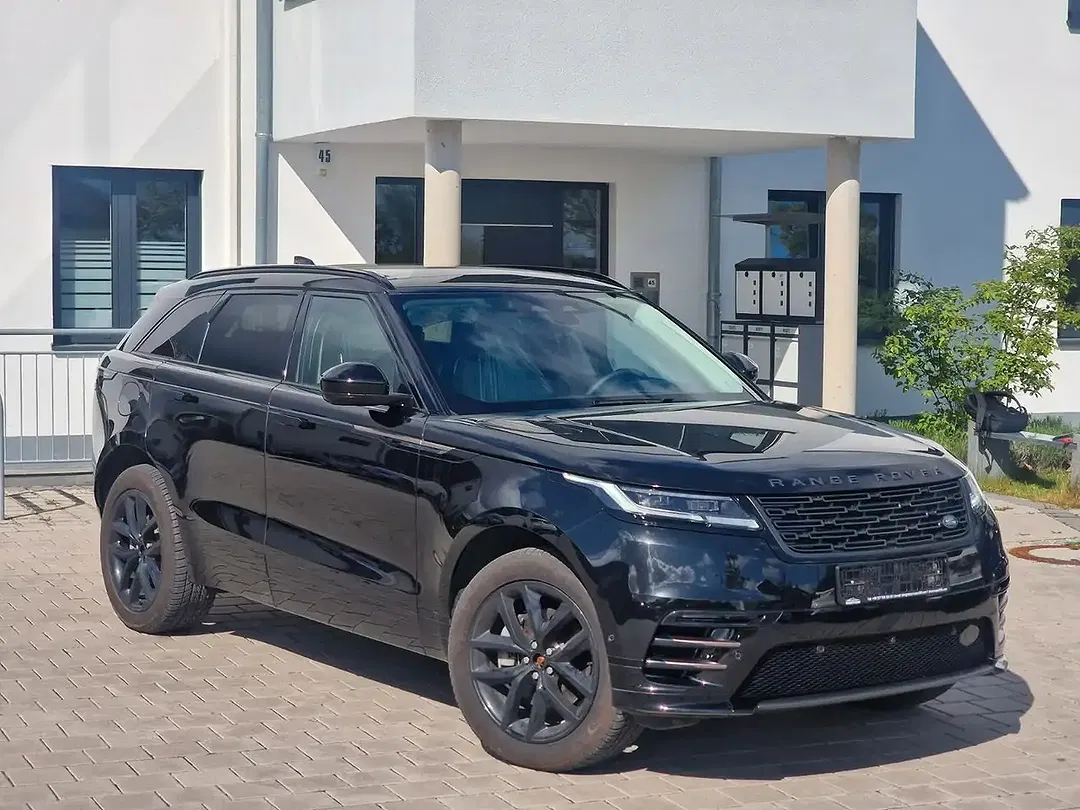 Land Rover Range Rover Velar - Thumbnail 2
