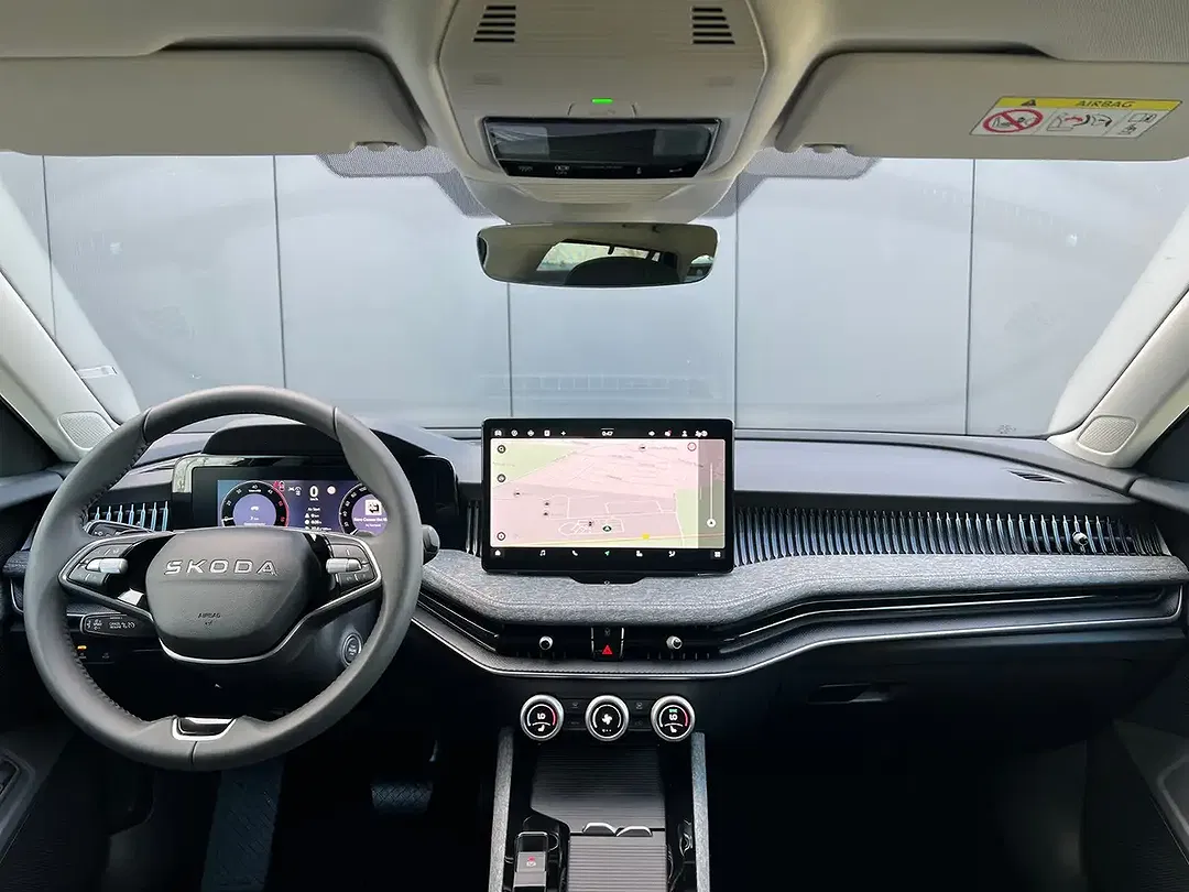 Skoda Superb - Thumbnail 9